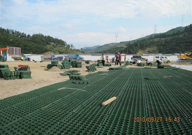 四川植草格